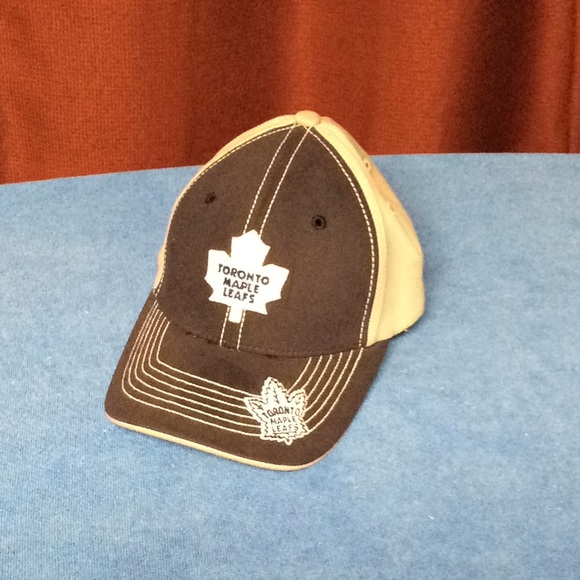 Youth ‘Toronto Maple Leafs’ Ball Cap - Picture 1 of 6